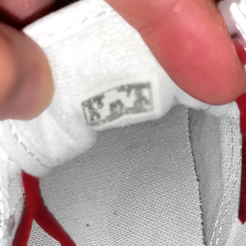 White Vans, With Red Strings - image 2